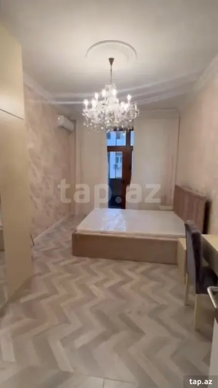 Satılır 3 otaqlı yeni tikili 86 m²