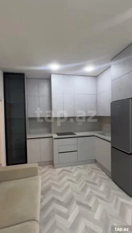 Satılır 3 otaqlı yeni tikili 86 m²