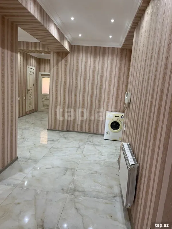 Satılır 4 otaqlı yeni tikili 190 m²