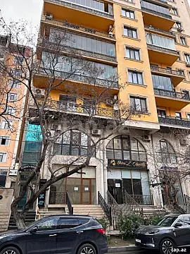 Satılır 4 otaqlı yeni tikili 190 m²