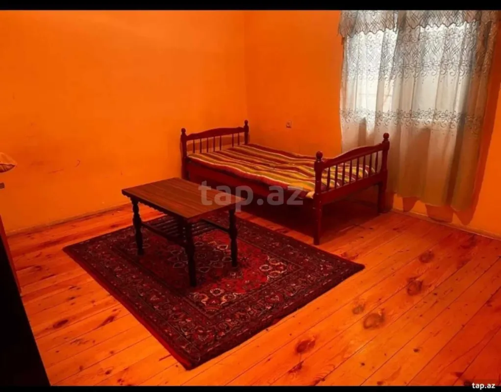 Kirayə verilir 2 otaqlı həyət evi 95 m²