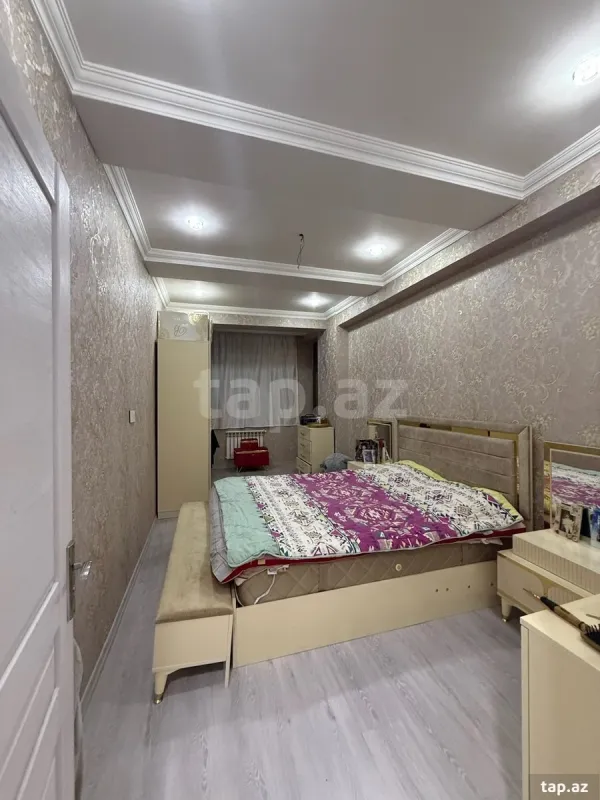 Satılır 2 otaqlı yeni tikili 100 m²