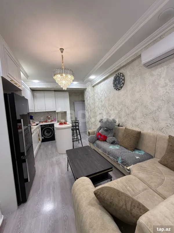 Satılır 2 otaqlı yeni tikili 100 m²