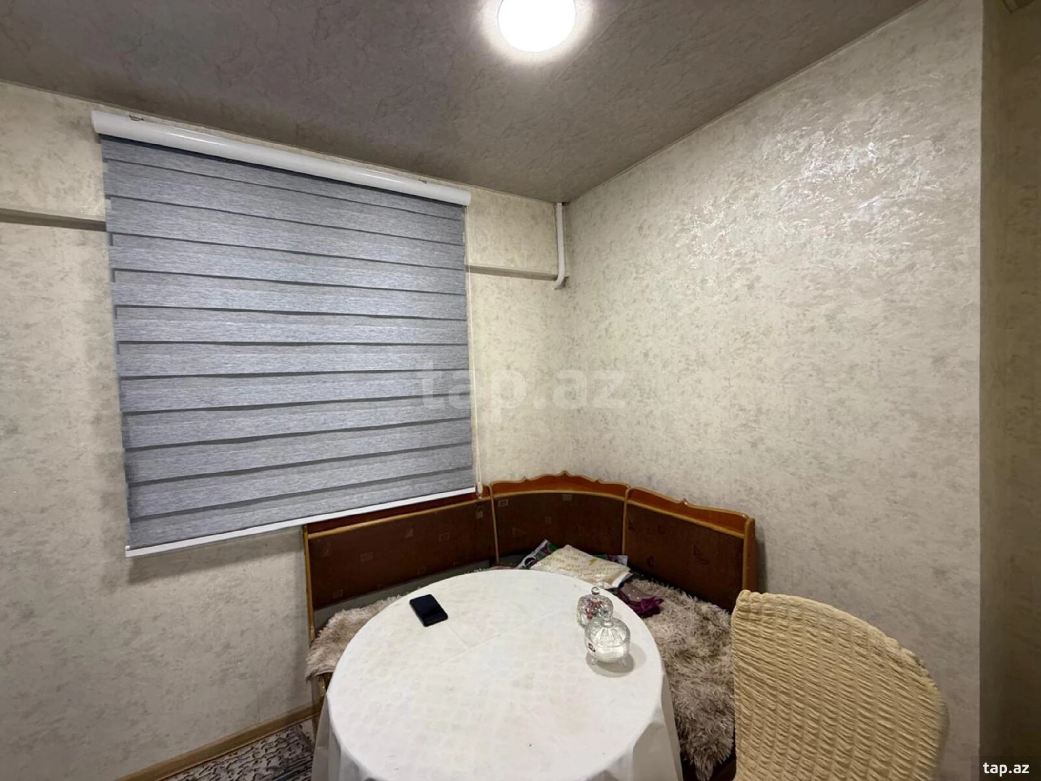 Kirayə verilir 2 otaqlı mənzil 80 m²