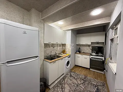 Kirayə verilir 2 otaqlı mənzil 80 m²