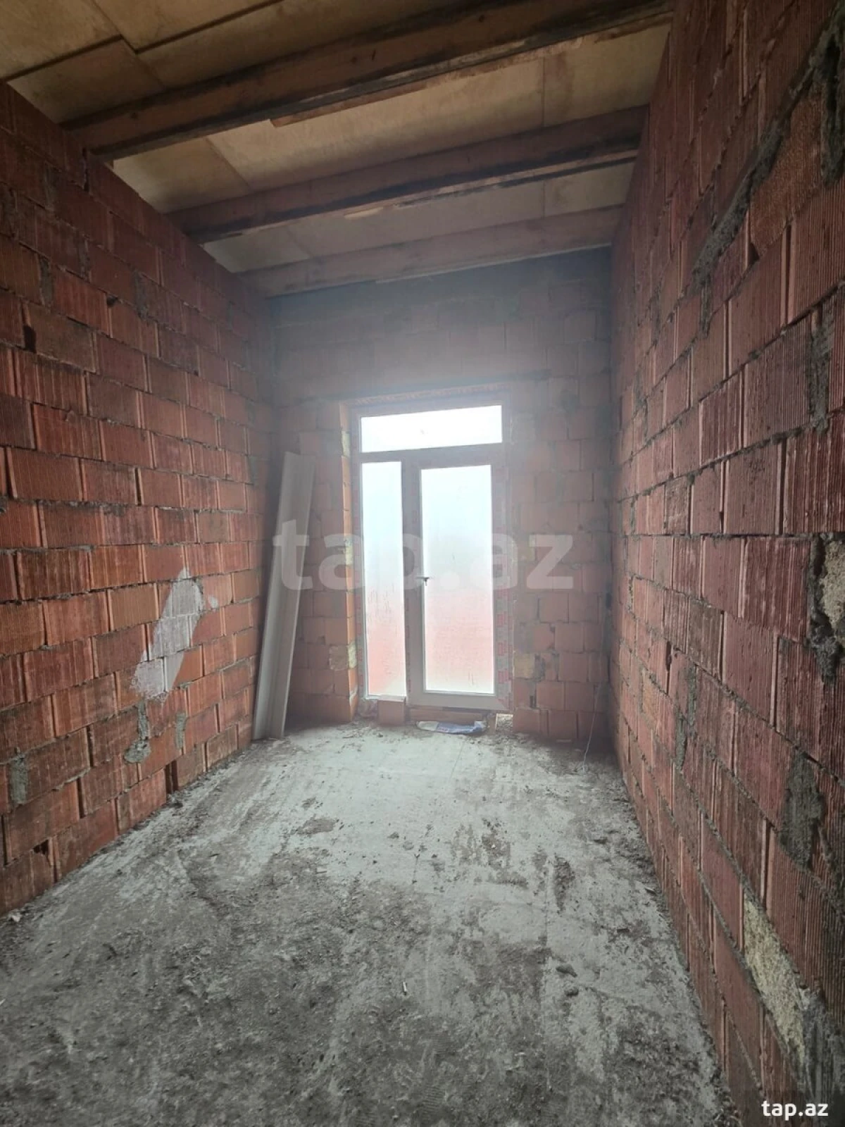 Satılır 2 otaqlı yeni tikili 43 m²