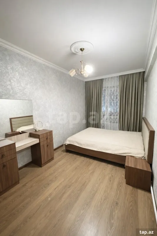 Satılır 2 otaqlı mənzil 65 m²