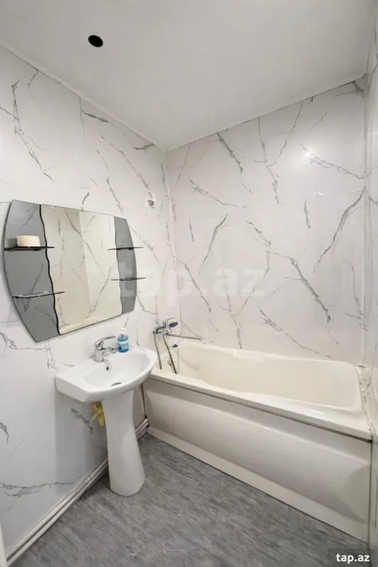 Satılır 2 otaqlı mənzil 65 m²