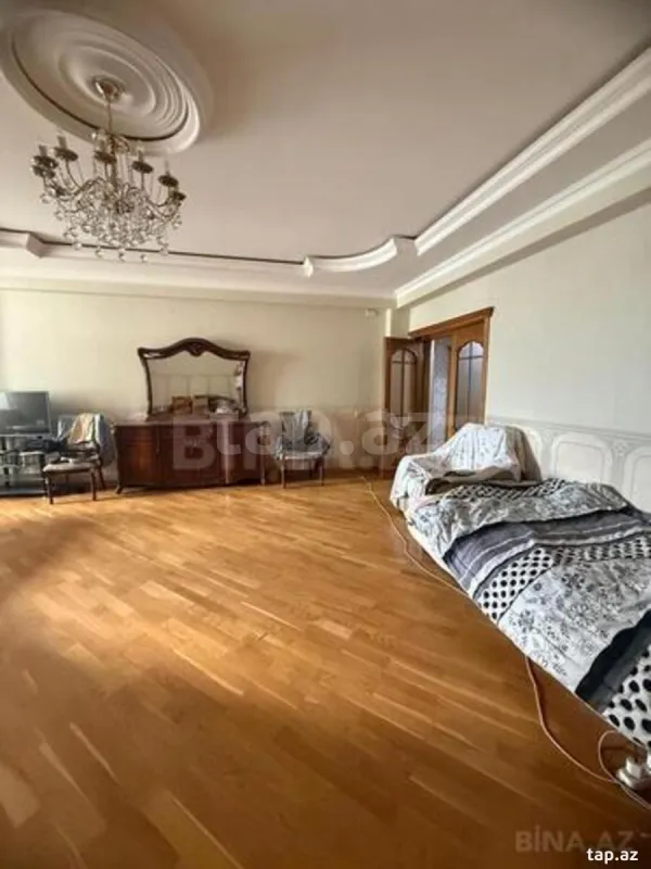 Satılır 3 otaqlı yeni tikili 167 m²
