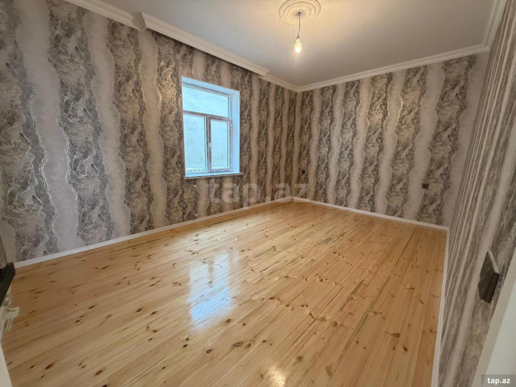 Satılır 4 otaqlı həyət evi 100 m²