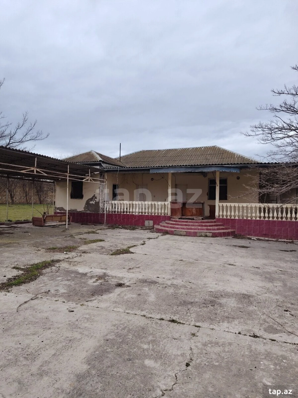 Satılır 5 otaqlı həyət evi 22 m²