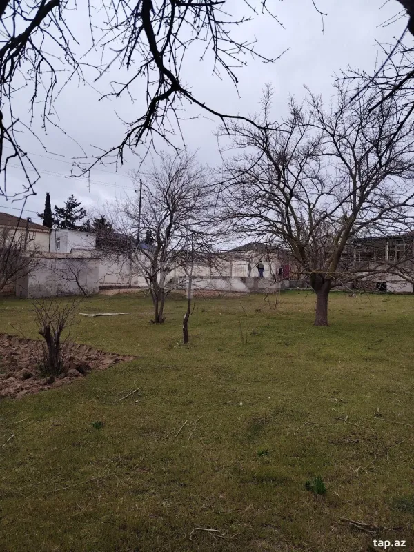 Satılır 5 otaqlı həyət evi 22 m²