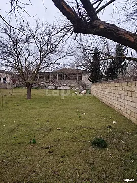 Satılır 5 otaqlı həyət evi 22 m²