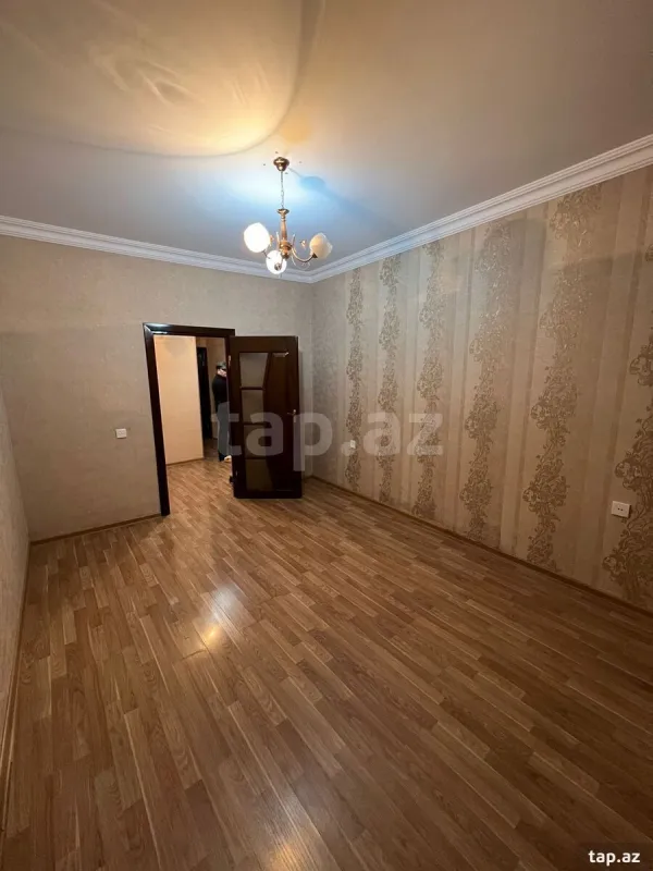 Kirayə verilir 2 otaqlı mənzil 65 m²
