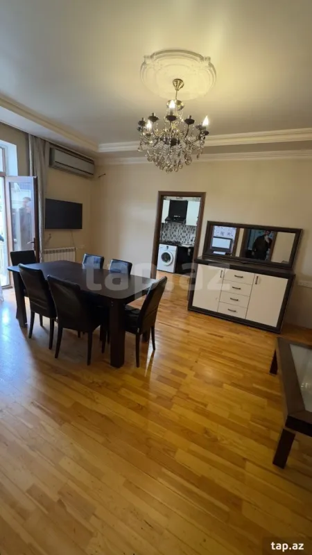 Satılır 2 otaqlı yeni tikili 74 m²