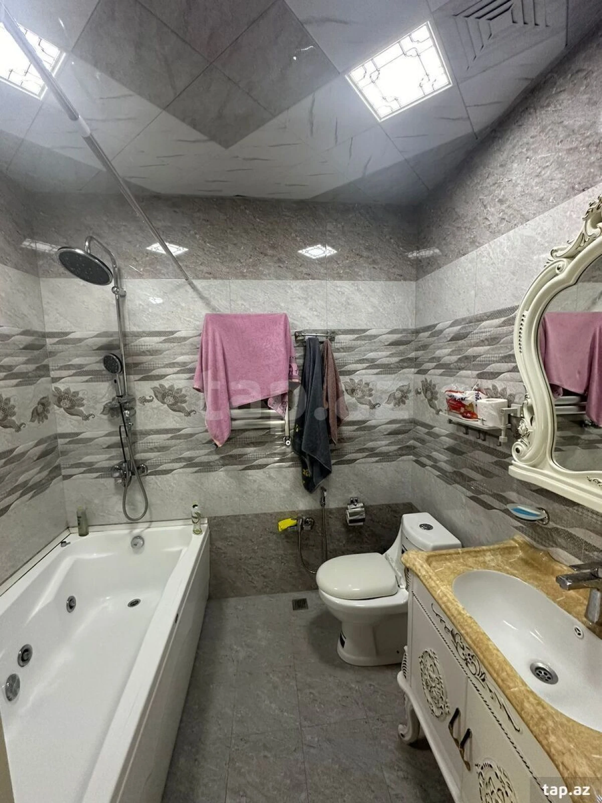 Kirayə verilir 2 otaqlı yeni tikili 60 m²