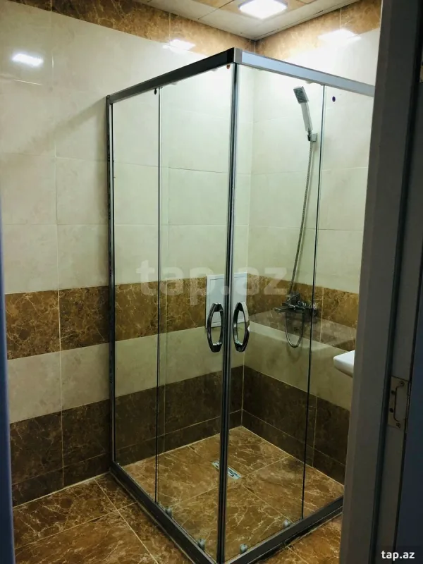 Kirayə verilir 2 otaqlı yeni tikili 74 m²