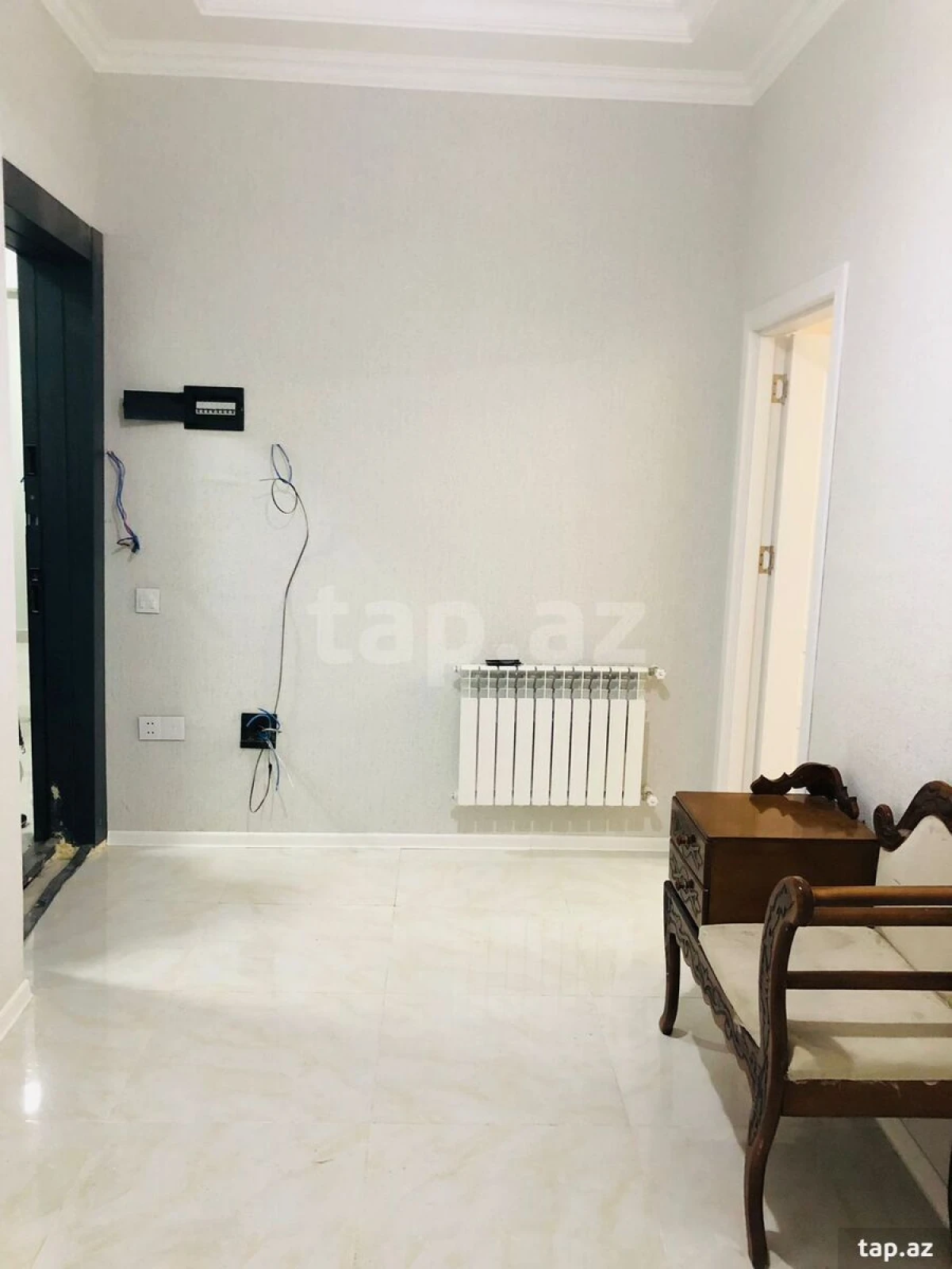 Kirayə verilir 2 otaqlı yeni tikili 74 m²