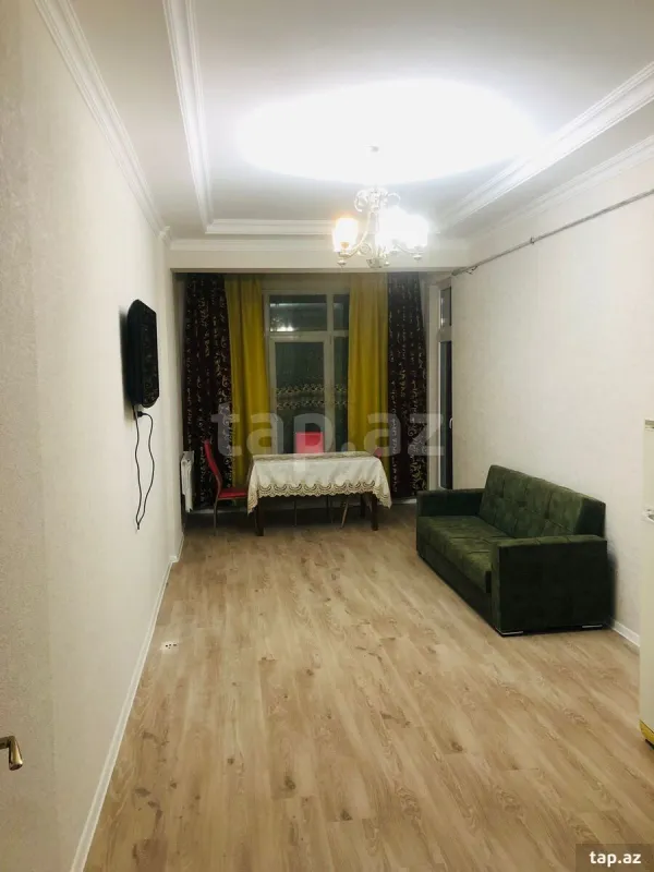 Kirayə verilir 2 otaqlı yeni tikili 74 m²