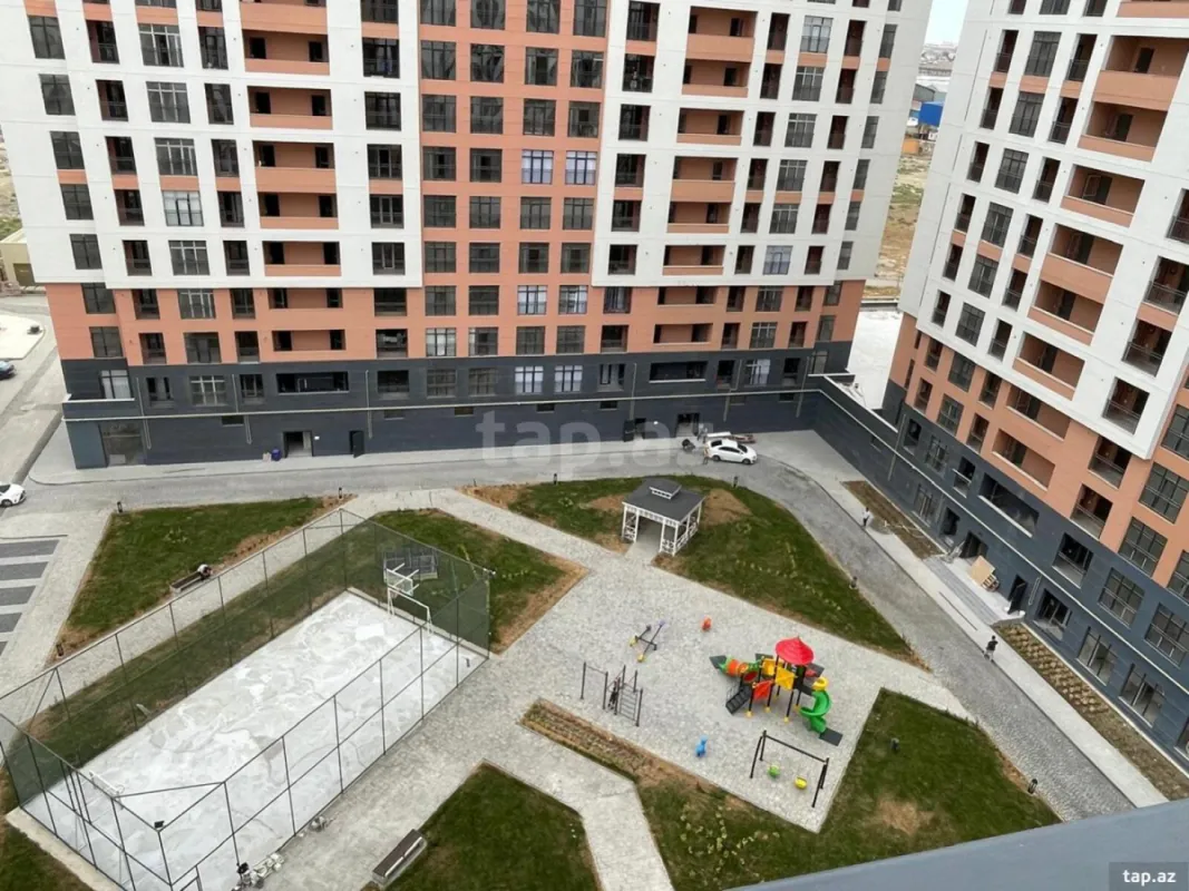 Kirayə verilir 2 otaqlı yeni tikili 74 m²