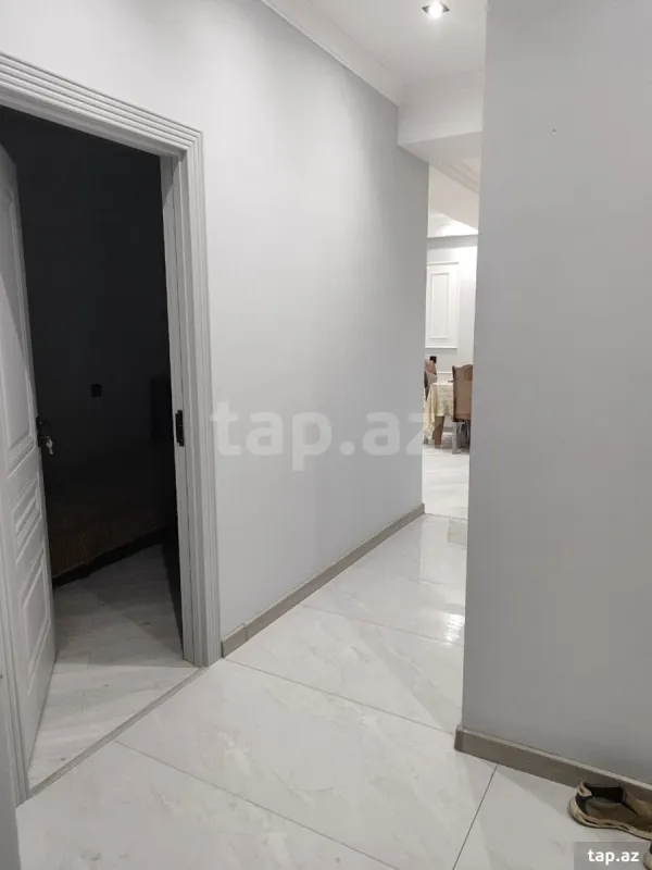 Kirayə verilir 3 otaqlı yeni tikili 50 m²