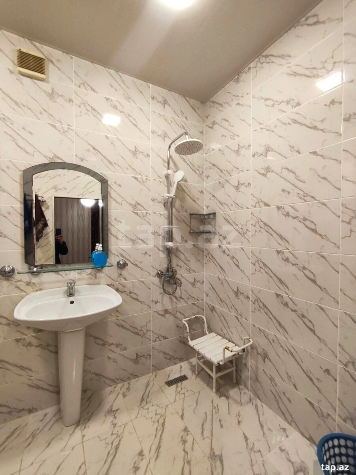 Kirayə verilir 3 otaqlı mənzil 50 m²