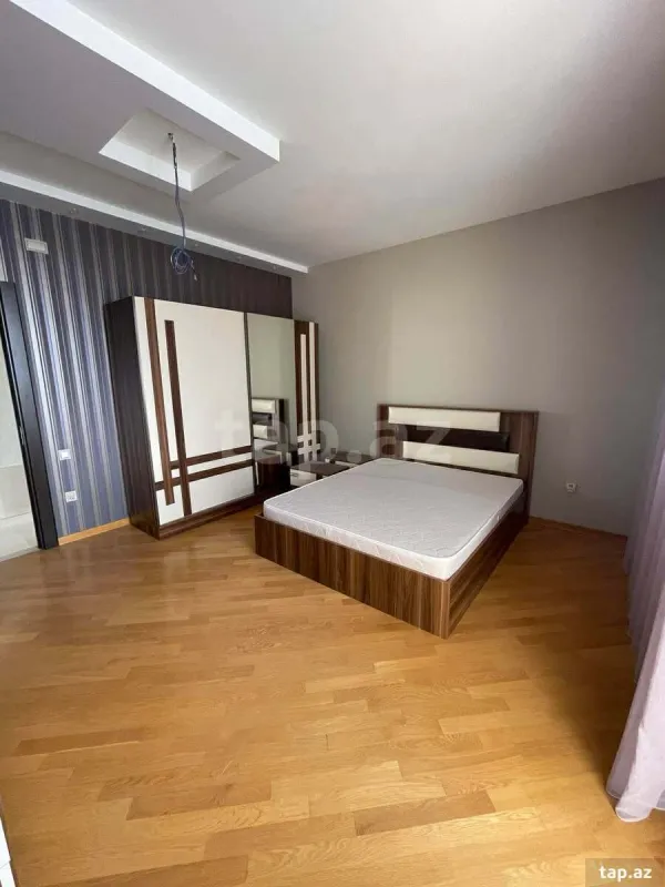 Kirayə verilir 3 otaqlı yeni tikili 130 m²