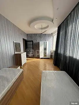Kirayə verilir 3 otaqlı yeni tikili 130 m²