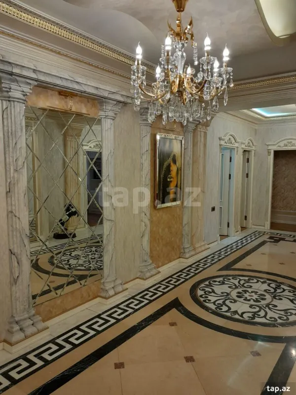 Satılır 6 otaqlı yeni tikili 300 m²