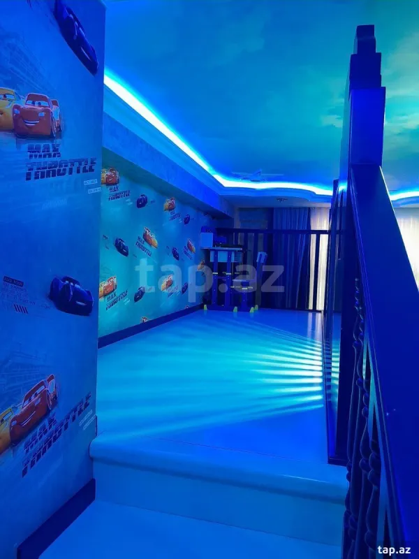 Satılır 6 otaqlı yeni tikili 300 m²