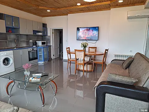 Kirayə verilir 3 otaqlı həyət evi 100 m² — Bakı 3 otaq 100.00 m²