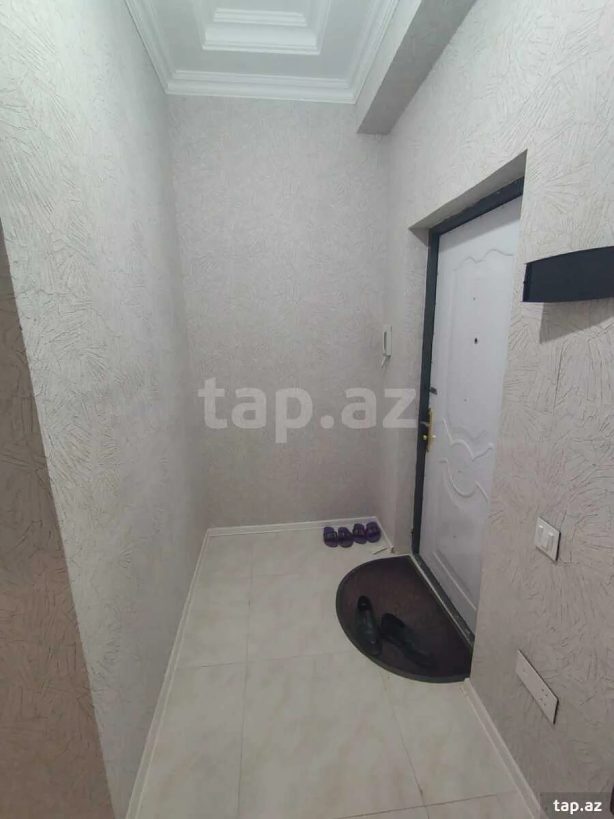 Kirayə verilir 2 otaqlı yeni tikili 70 m²