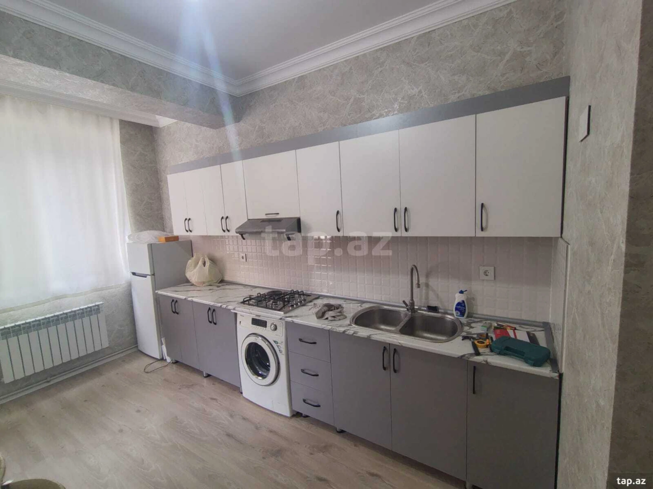 Kirayə verilir 2 otaqlı yeni tikili 70 m²