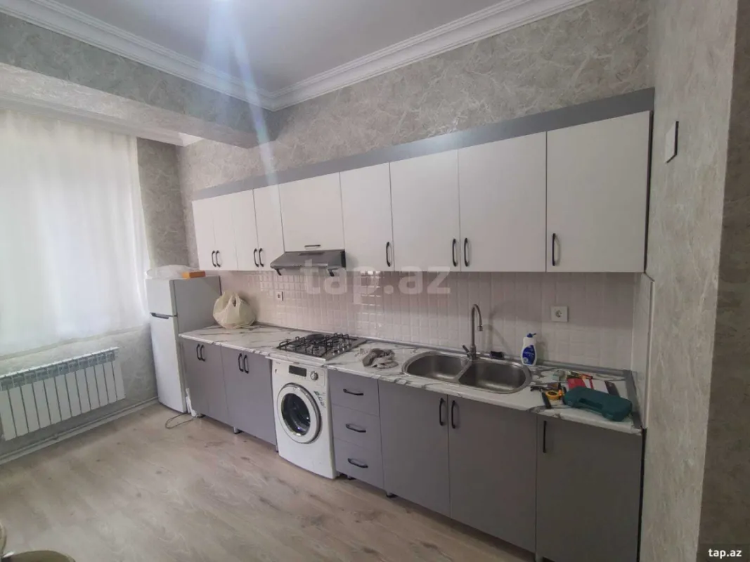 Kirayə verilir 2 otaqlı yeni tikili 70 m²