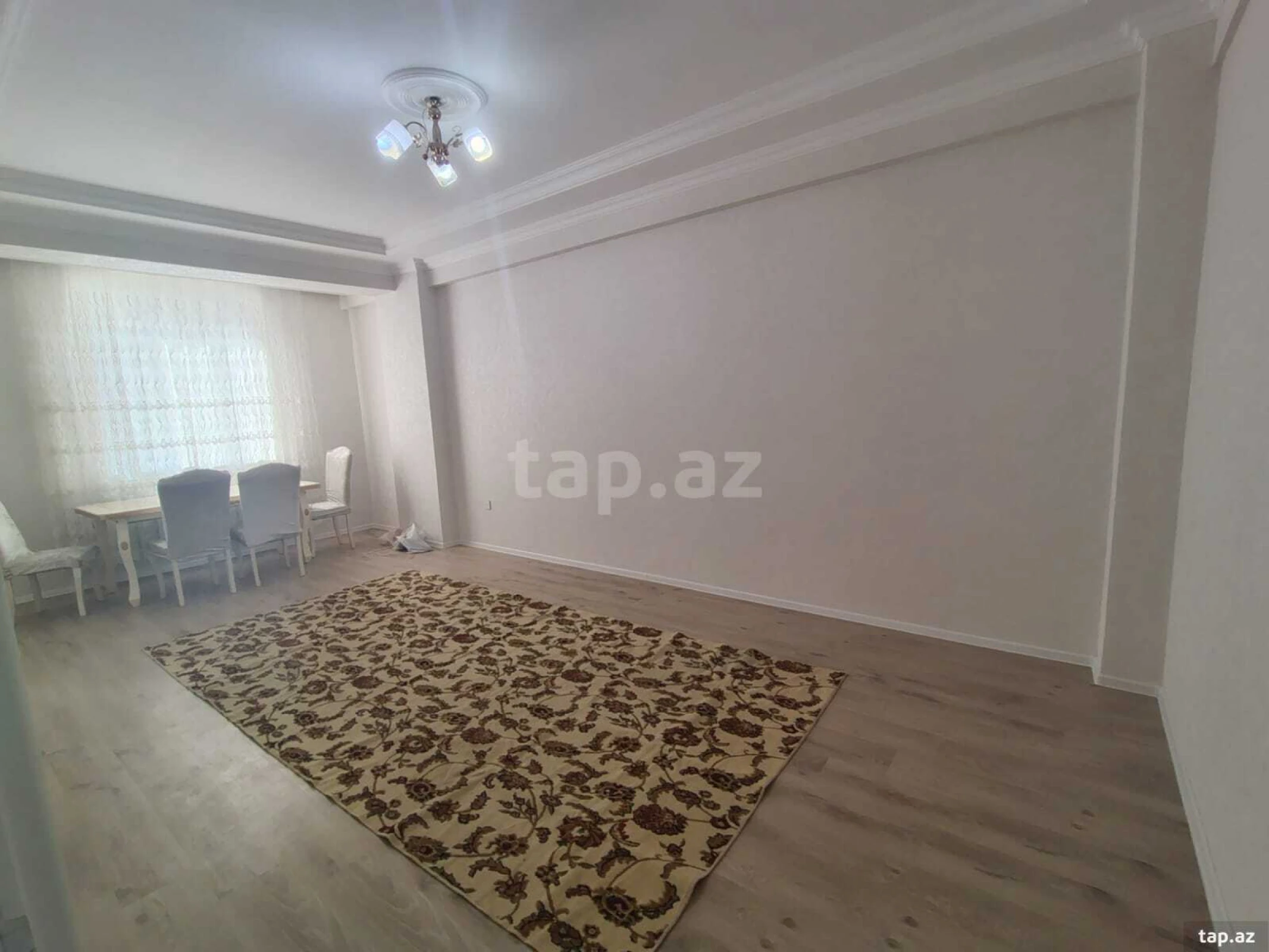Kirayə verilir 2 otaqlı yeni tikili 70 m²