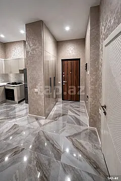 Kirayə verilir 2 otaqlı yeni tikili 72 m²