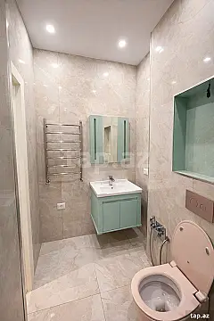 Kirayə verilir 2 otaqlı yeni tikili 72 m²