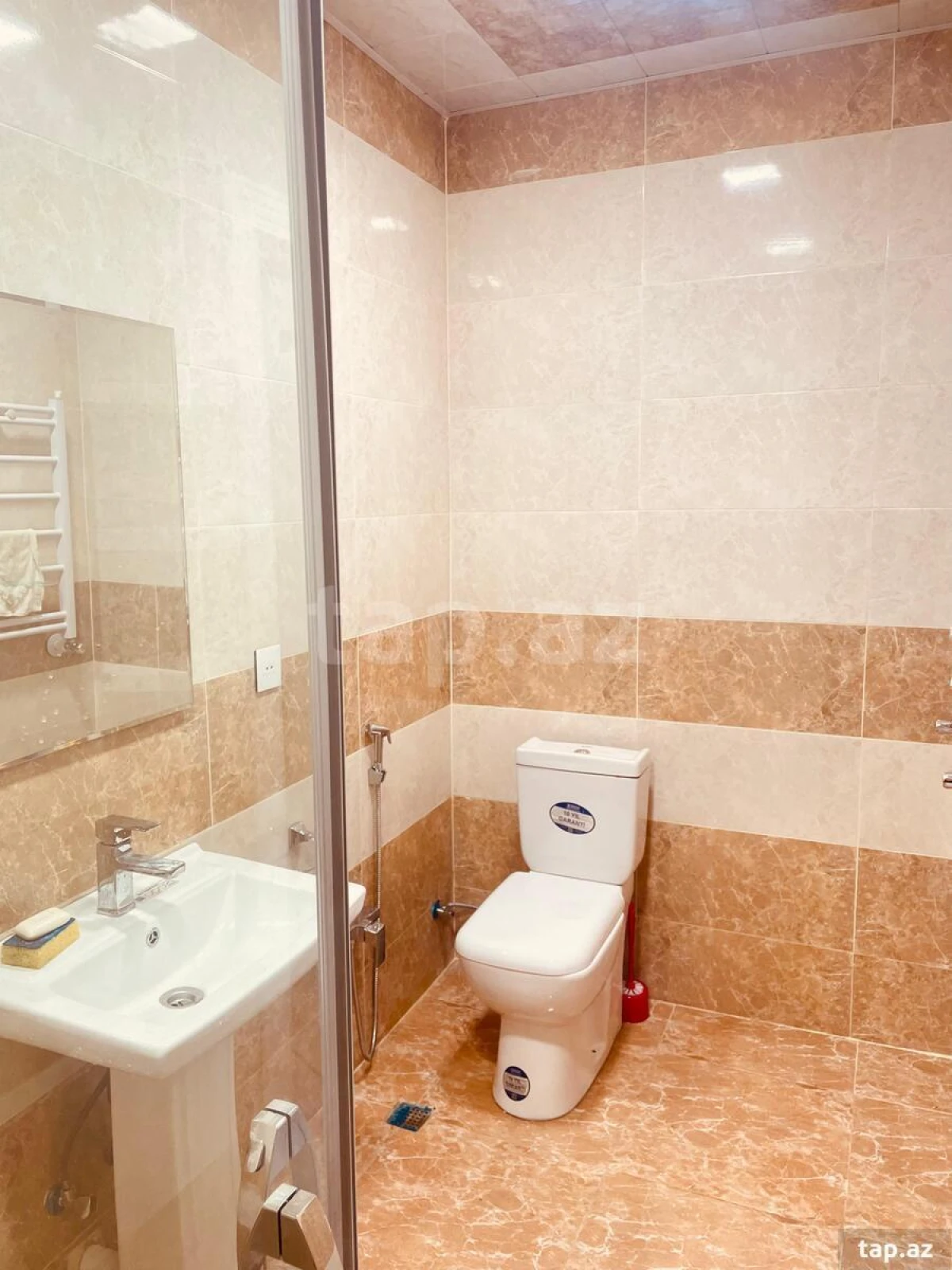 Kirayə verilir 2 otaqlı yeni tikili 80 m²