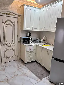 Kirayə verilir 2 otaqlı yeni tikili 70 m²