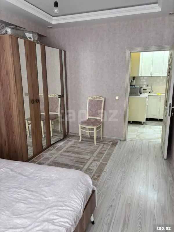 Kirayə verilir 2 otaqlı yeni tikili 70 m²