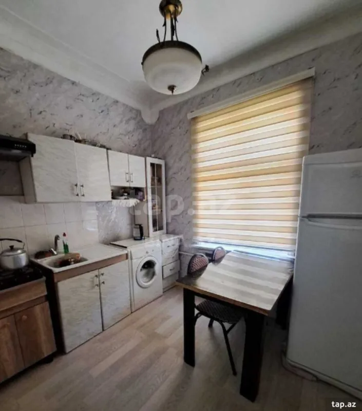 Satılır 2 otaqlı mənzil 60 m²