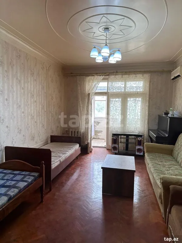 Satılır 2 otaqlı mənzil 60 m²