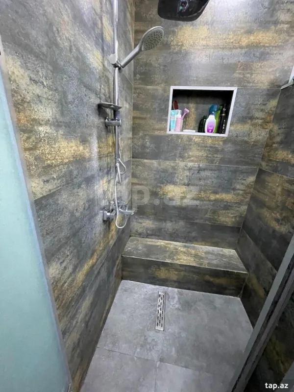 Kirayə verilir 4 otaqlı həyət evi 130 m²