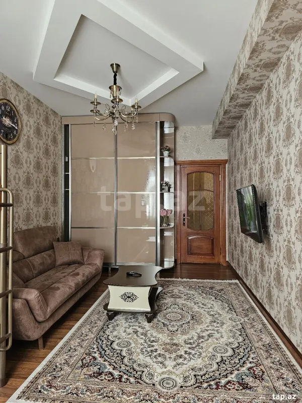 Kirayə verilir 1 otaqlı yeni tikili 52 m²