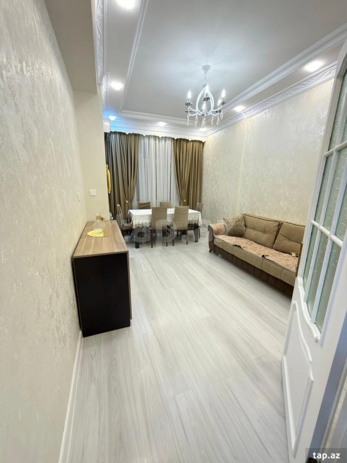 Kirayə verilir 2 otaqlı yeni tikili 65 m²