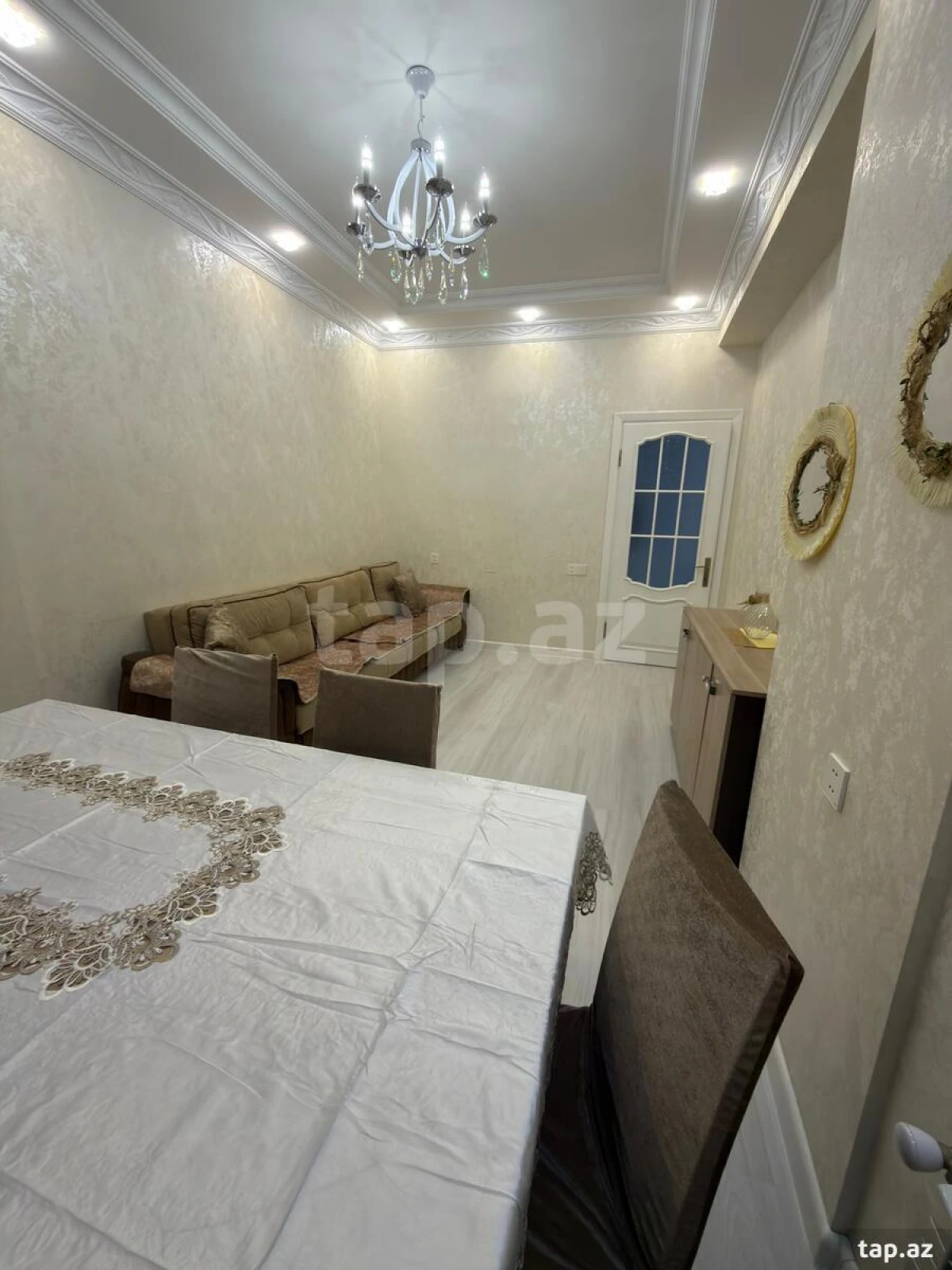 Kirayə verilir 2 otaqlı yeni tikili 65 m²