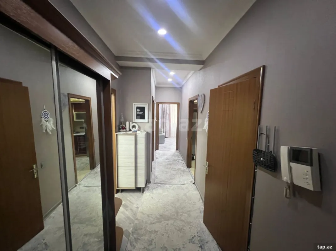 Kirayə verilir 3 otaqlı yeni tikili 60 m²
