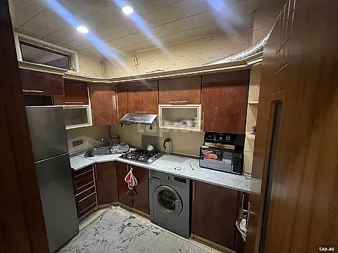Kirayə verilir 3 otaqlı yeni tikili 60 m²