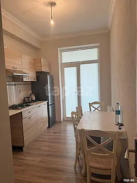 Kirayə verilir 2 otaqlı yeni tikili 65 m²
