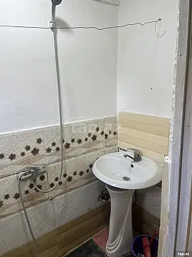 Kirayə verilir 1 otaqlı həyət evi 45 m²